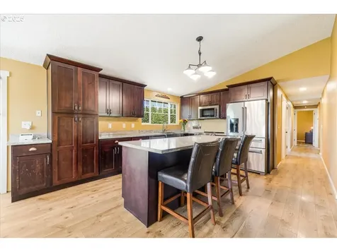 18203 S Windy City Road Mulino OR 97042