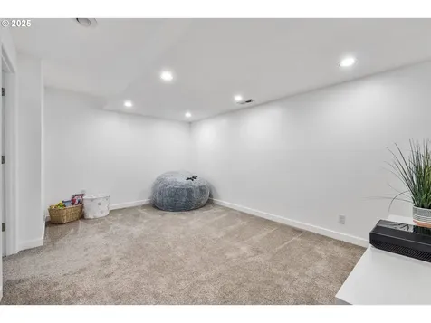 18805 Parkwood Place West Linn OR 97068