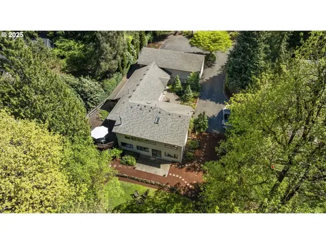 18805 Parkwood Place West Linn OR 97068