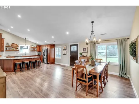 16124 S Windy City Road Mulino OR 97042