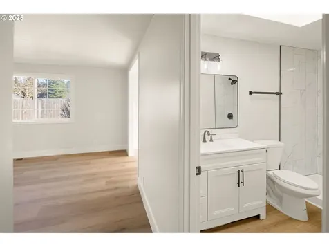 1187 S 45th Street Springfield OR 97478