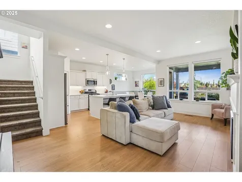 94 S 39th Drive Ridgefield WA 98642