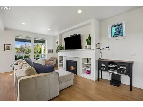 94 S 39th Drive Ridgefield WA 98642
