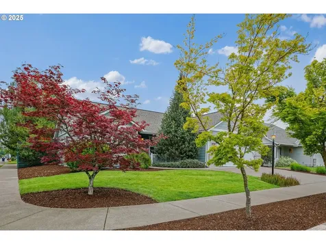 1123 S 6th Street Independence OR 97351