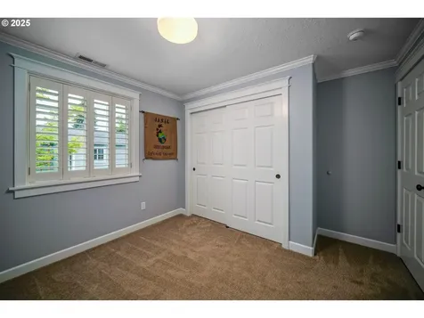 1123 S 6th Street Independence OR 97351