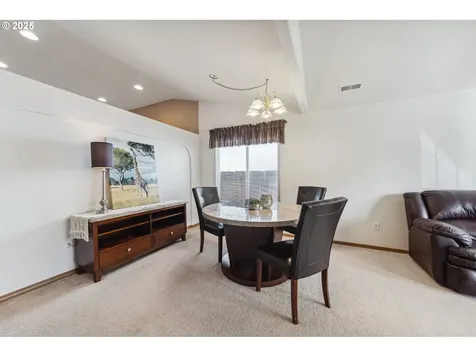 16510 NE 66th Way Vancouver WA 98682