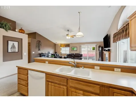 16510 NE 66th Way Vancouver WA 98682