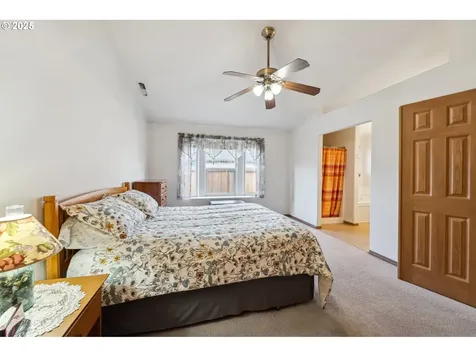 16510 NE 66th Way Vancouver WA 98682