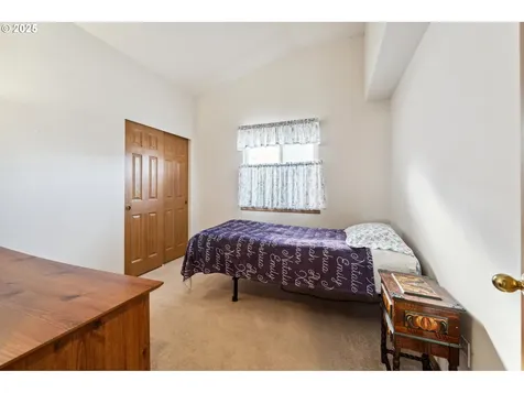 16510 NE 66th Way Vancouver WA 98682