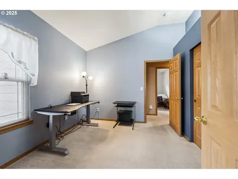 16510 NE 66th Way Vancouver WA 98682