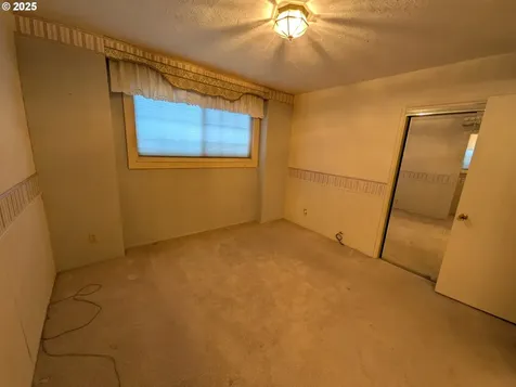 3516 W 8th Street The Dalles OR 97058