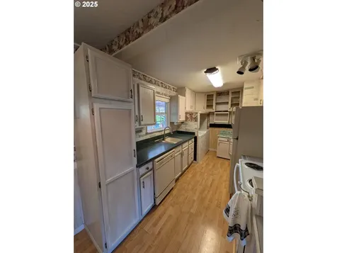 3516 W 8th Street The Dalles OR 97058