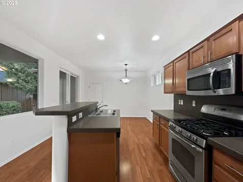 4613 SE Lone Oak Street Hillsboro OR 97123