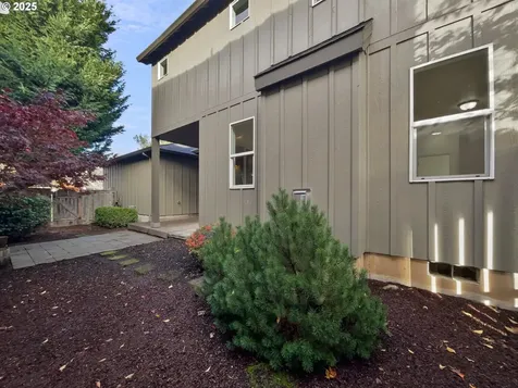 4613 SE Lone Oak Street Hillsboro OR 97123