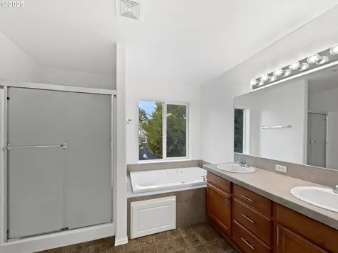 4613 SE Lone Oak Street Hillsboro OR 97123