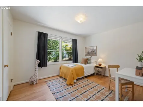 8375 SW Crestwood Lane Portland OR 97225