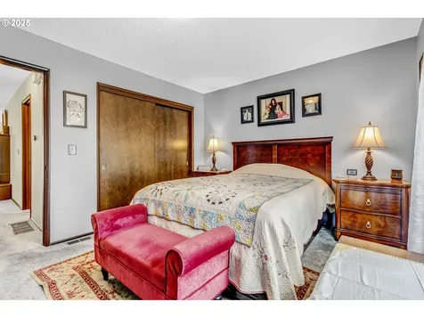 15117 NE Rose Parkway Portland OR 97230