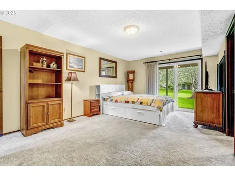 15117 NE Rose Parkway Portland OR 97230