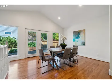 301 SE 79th Avenue Portland OR 97215