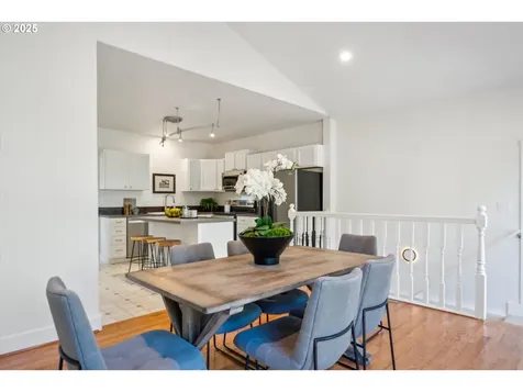 301 SE 79th Avenue Portland OR 97215