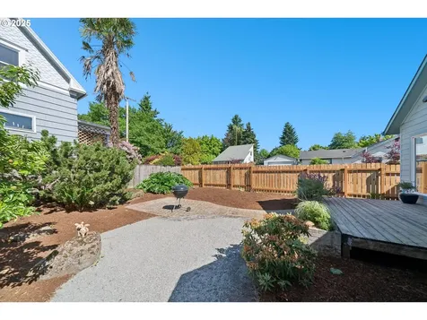 301 SE 79th Avenue Portland OR 97215