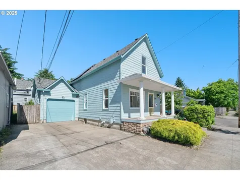 301 SE 79th Avenue Portland OR 97215