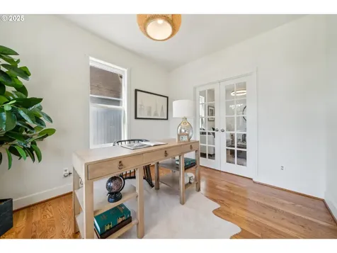 301 SE 79th Avenue Portland OR 97215