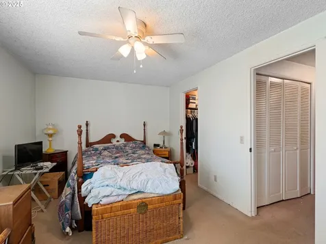 19911 SW Southview Street Beaverton OR 97078