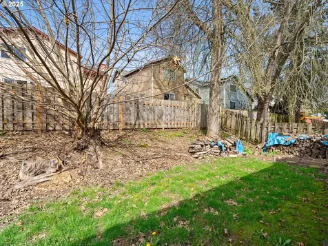 19911 SW Southview Street Beaverton OR 97078