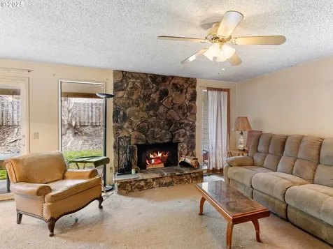 19911 SW Southview Street Beaverton OR 97078