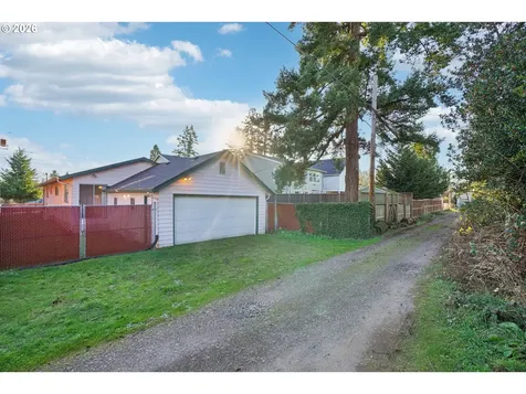 5737 SE Carlton Street Portland OR 97206