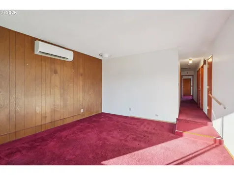 5737 SE Carlton Street Portland OR 97206