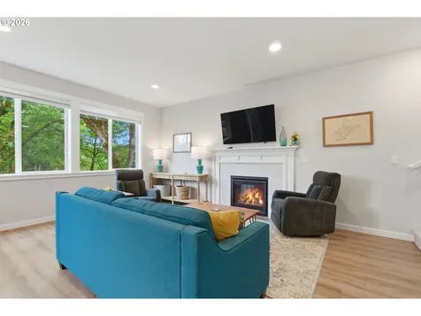 1537 S Camille Place Newberg OR 97132