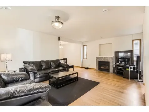 7710 SE Harney Street Portland OR 97206
