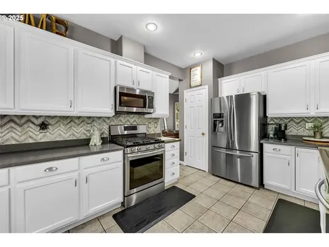 17812 SE 12th Drive Vancouver WA 98683
