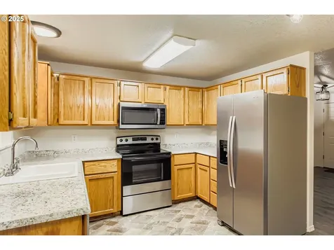 7293 SE Borwick Street Hillsboro OR 97123