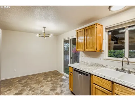 7293 SE Borwick Street Hillsboro OR 97123