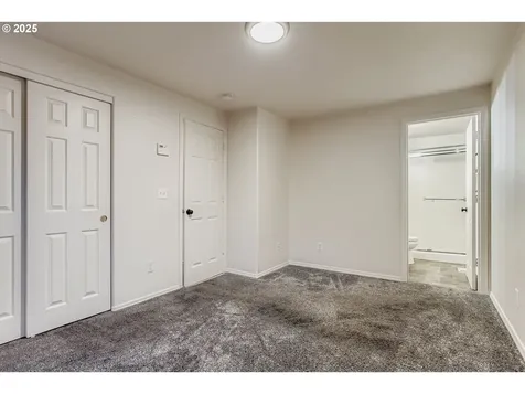 7293 SE Borwick Street Hillsboro OR 97123