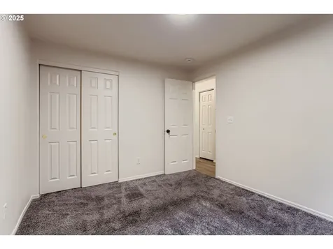 7293 SE Borwick Street Hillsboro OR 97123