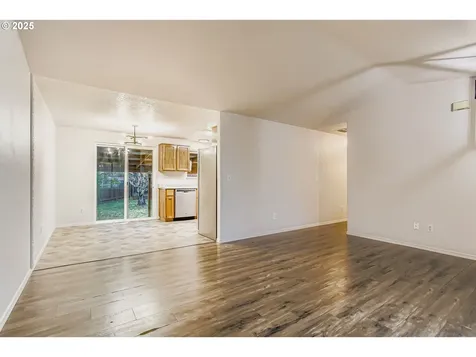 7293 SE Borwick Street Hillsboro OR 97123