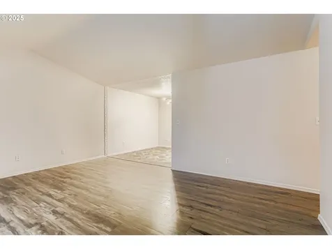 7293 SE Borwick Street Hillsboro OR 97123