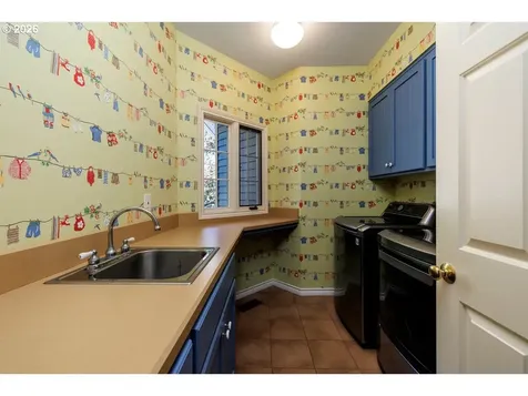 2055 Ridge Pointe Drive Lake Oswego OR 97034