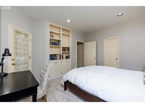 2055 Ridge Pointe Drive Lake Oswego OR 97034