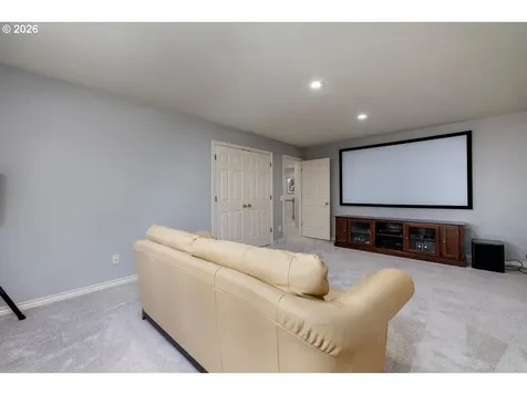 2055 Ridge Pointe Drive Lake Oswego OR 97034