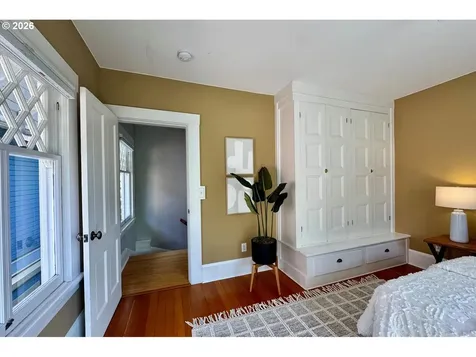 2035 NW Kearney Street Portland OR 97209
