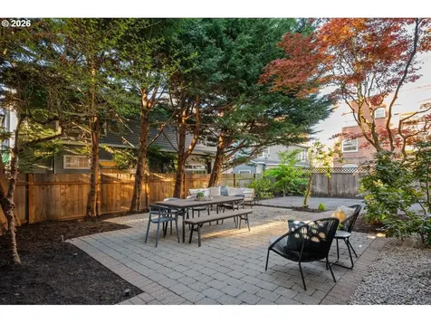 2035 NW Kearney Street Portland OR 97209