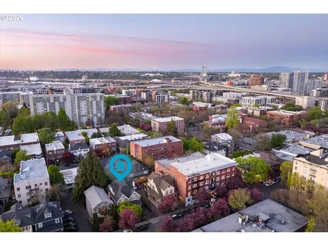 2035 NW Kearney Street Portland OR 97209