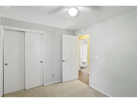 374 NE 34th Place Hillsboro OR 97124