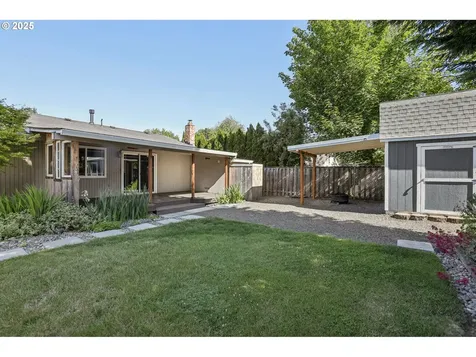 374 NE 34th Place Hillsboro OR 97124