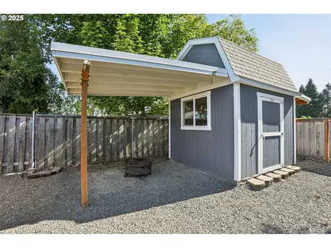 374 NE 34th Place Hillsboro OR 97124